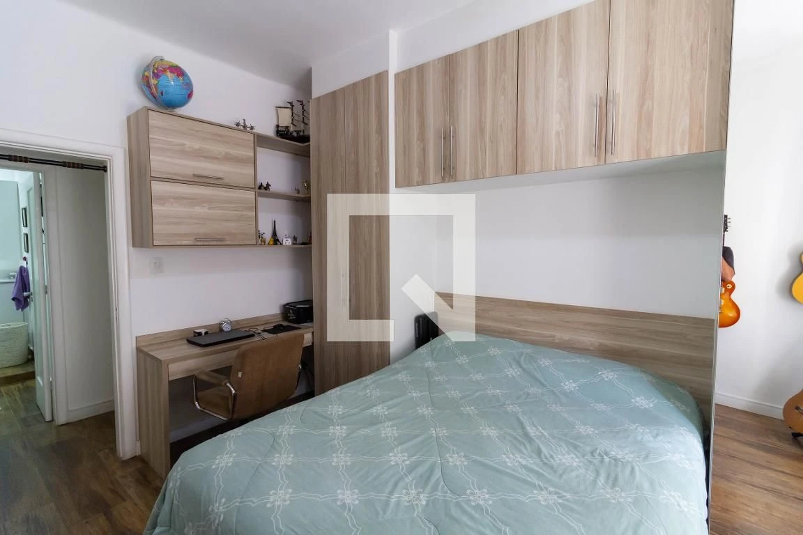 125 m² apartment with a jacuzzi and a bathtub — photo 31
