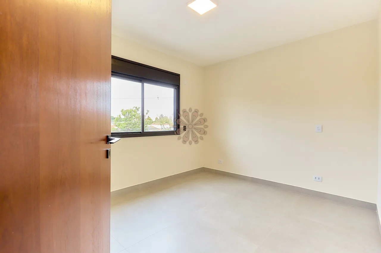 House with 3 bedrooms and 230 m² plus shared BBQ area — photo 15