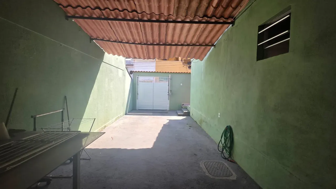 Casa com 3 quartos e 2 banheiros, com garagem para 2 carros — photo 7