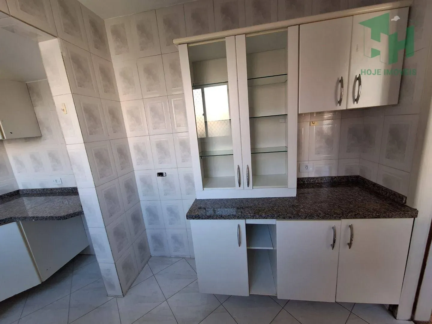 Apartment, 56 m², with wood or laminate floors — photo 14