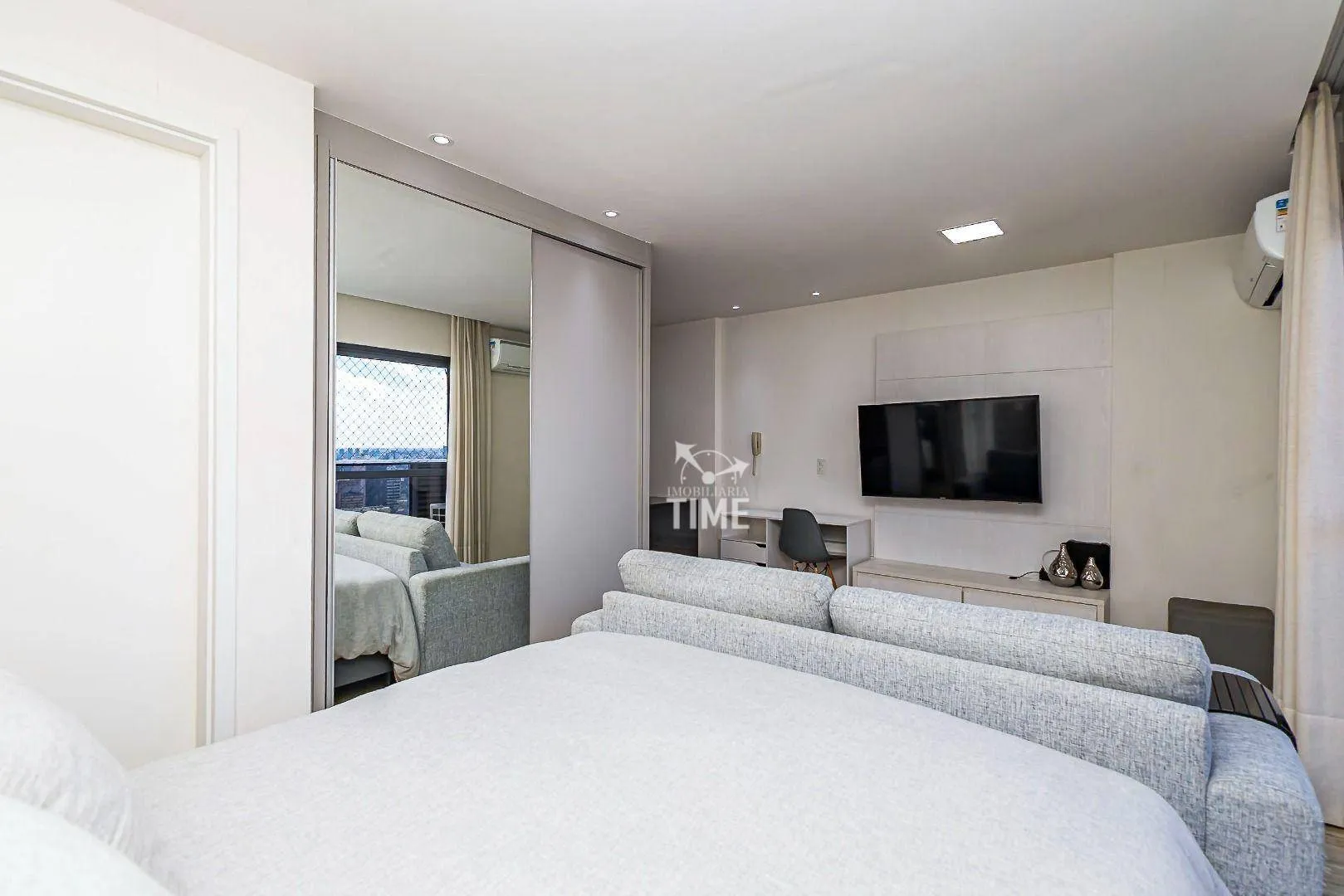 Меблированная квартира 56 м² на 27 этаже — photo 113