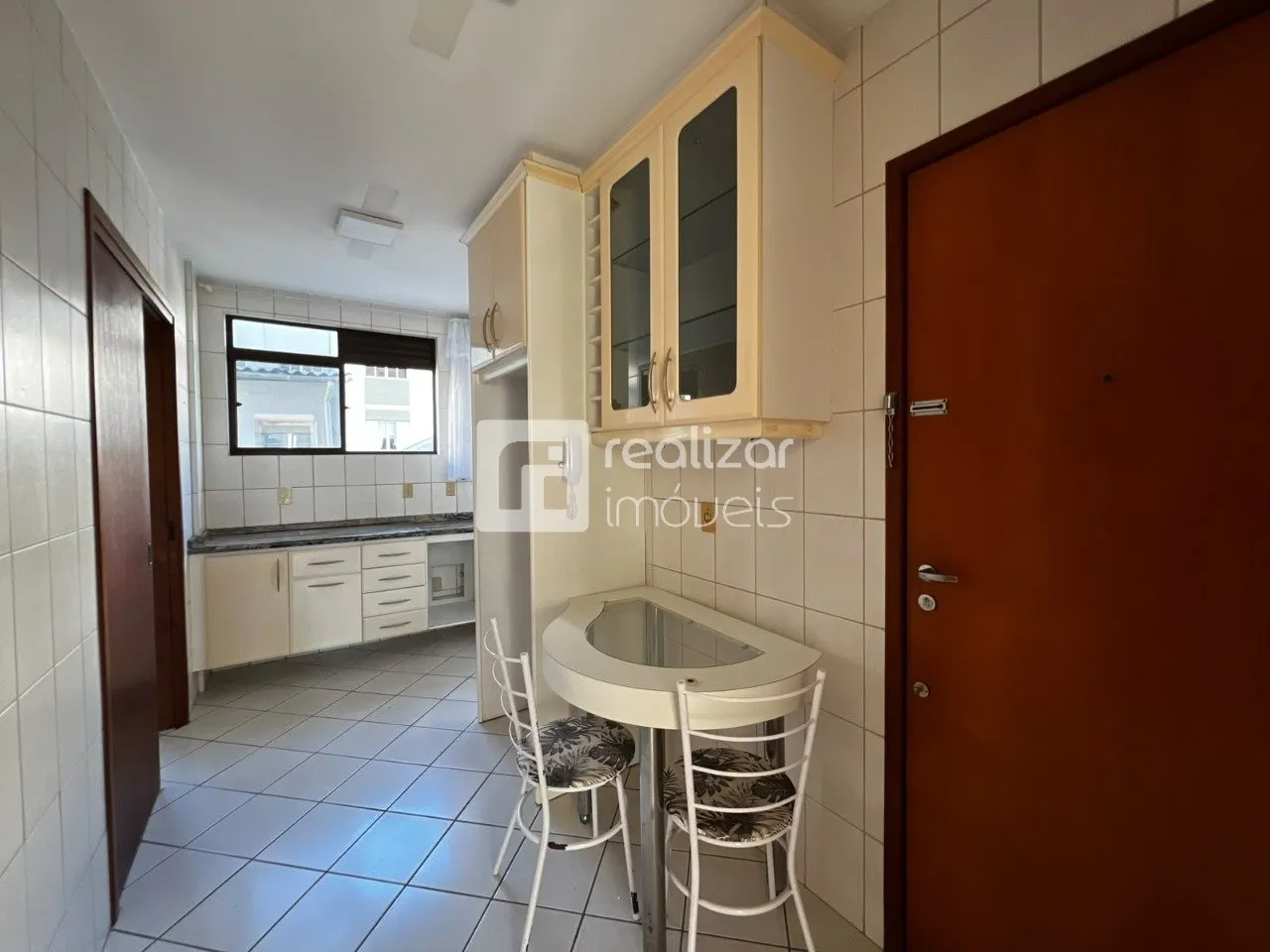 3-bedroom apartment with a home office in Florianópolis — photo 12