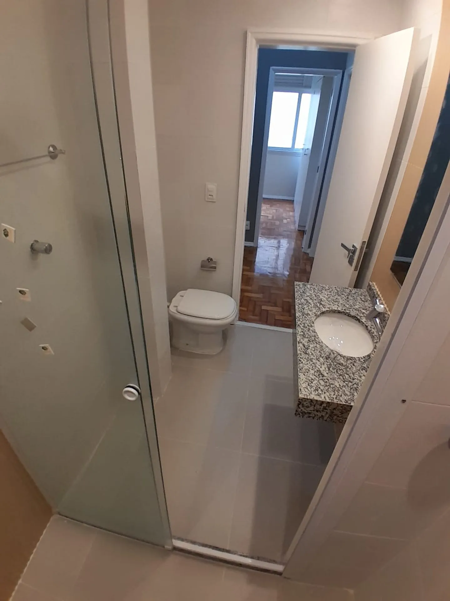 Departamento de 3 dormitorios con piso de madera o laminado — photo 4