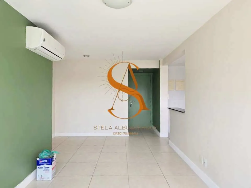 2-bedroom 2-bath apartment with open-plan kitchen — photo 8