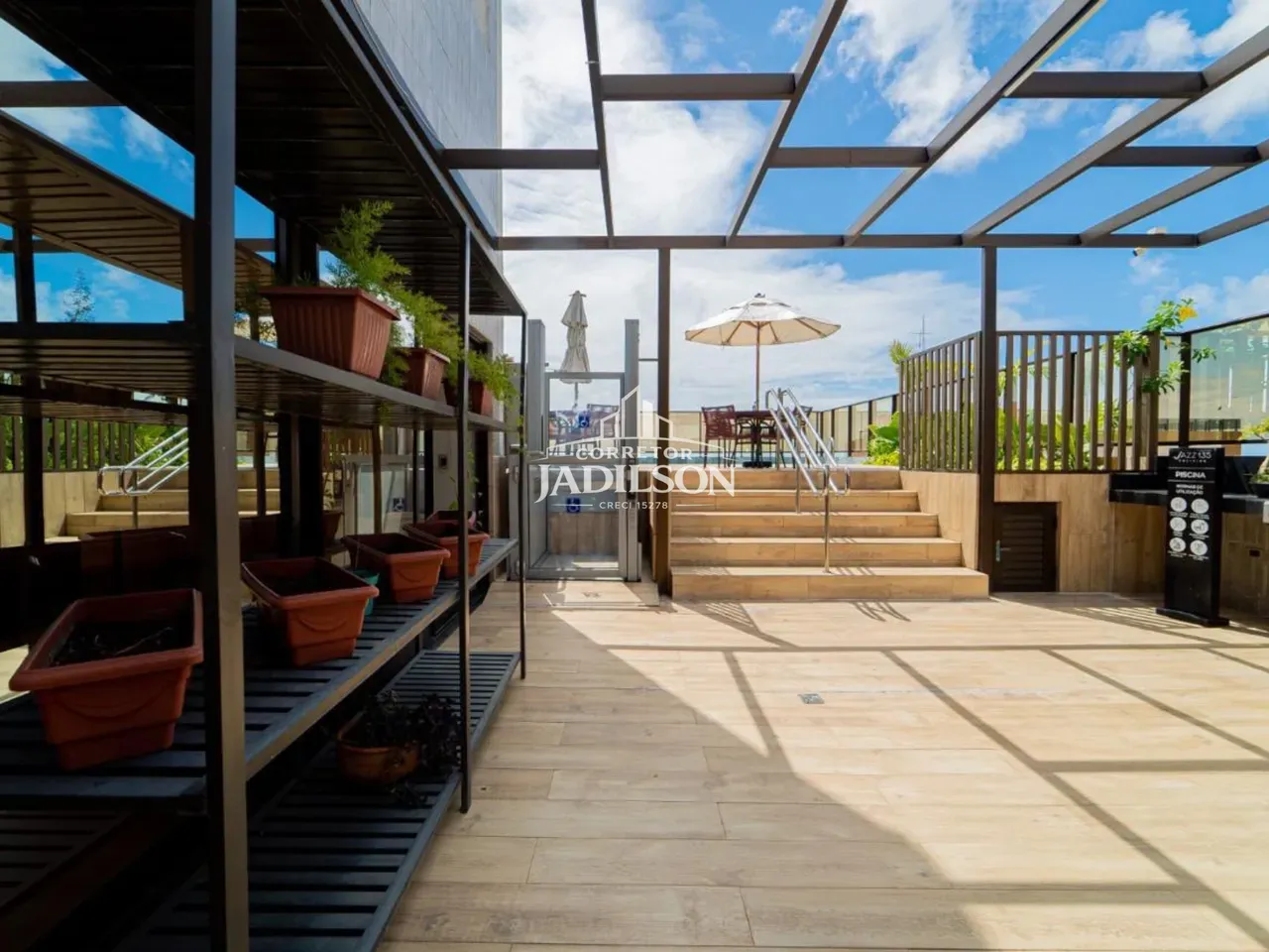 Apartment, 127 m², with a jacuzzi — photo 24