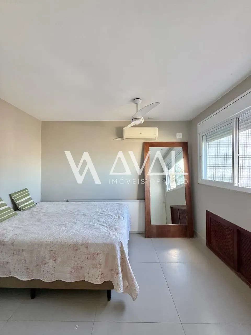 190 m² duplex penthouse with 3 suites and pool — photo 7