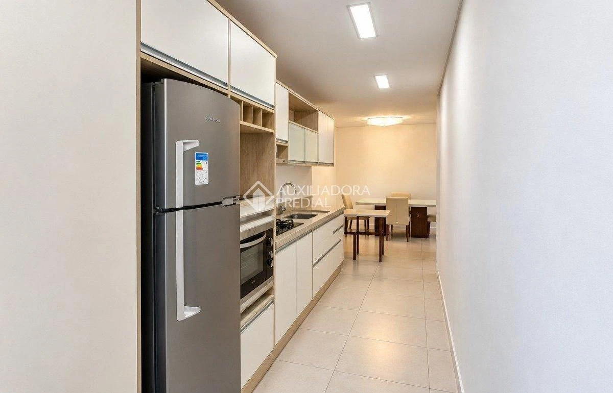 3-bedroom apartment with a park view in Florianópolis — photo 5