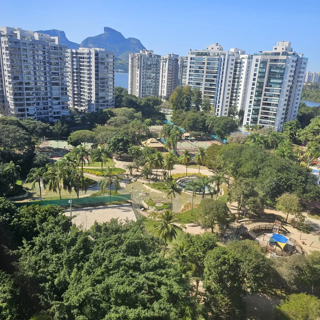 Apartamento de 3 quartos com cozinha fechada e 2 vagas — photo 20