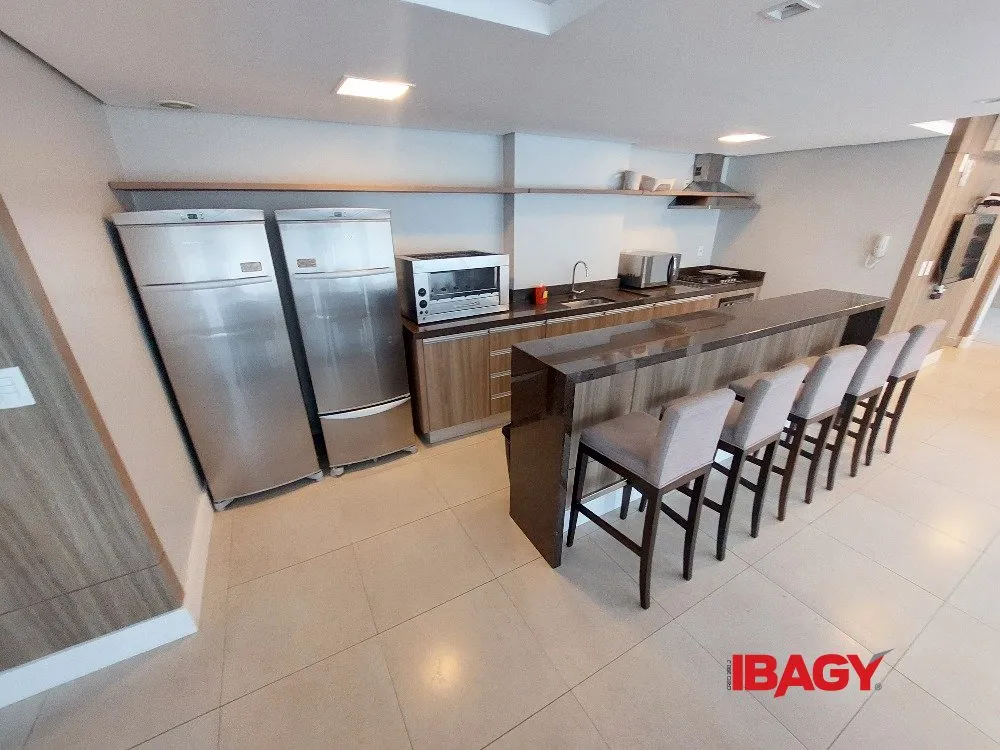 Furnished apartment with 2 bedrooms and 79 m² — photo 17
