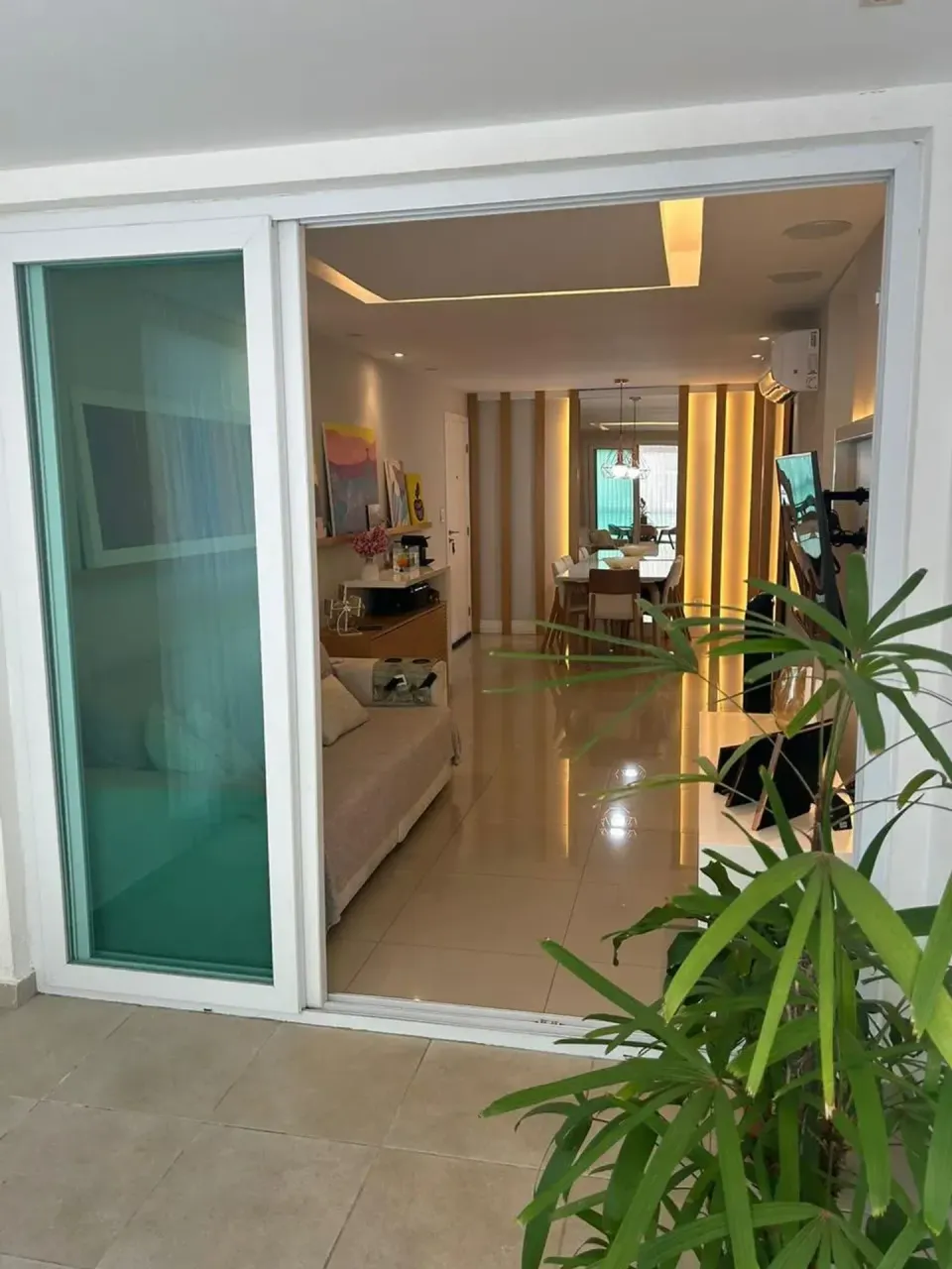 Furnished apartment with 3 bedrooms and 3 bathrooms — photo 12