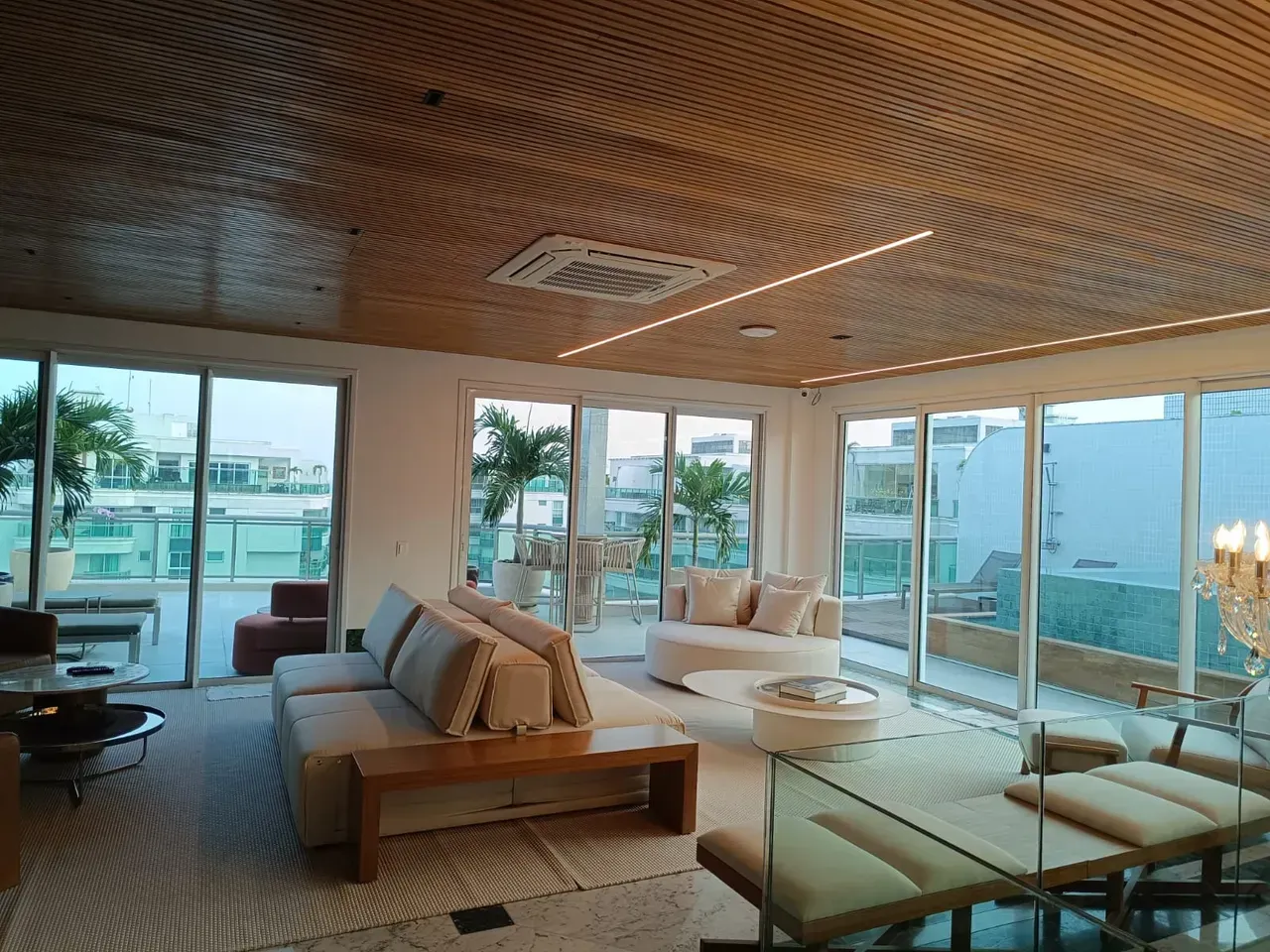 575 m² duplex with 4 bedrooms and 5 bathrooms — photo 3
