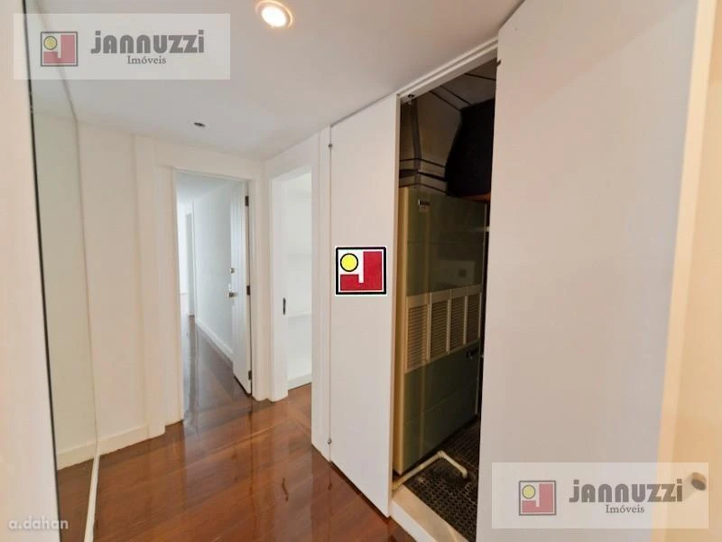 Water view in a 4-bedroom apartment, 319 m² — photo 41