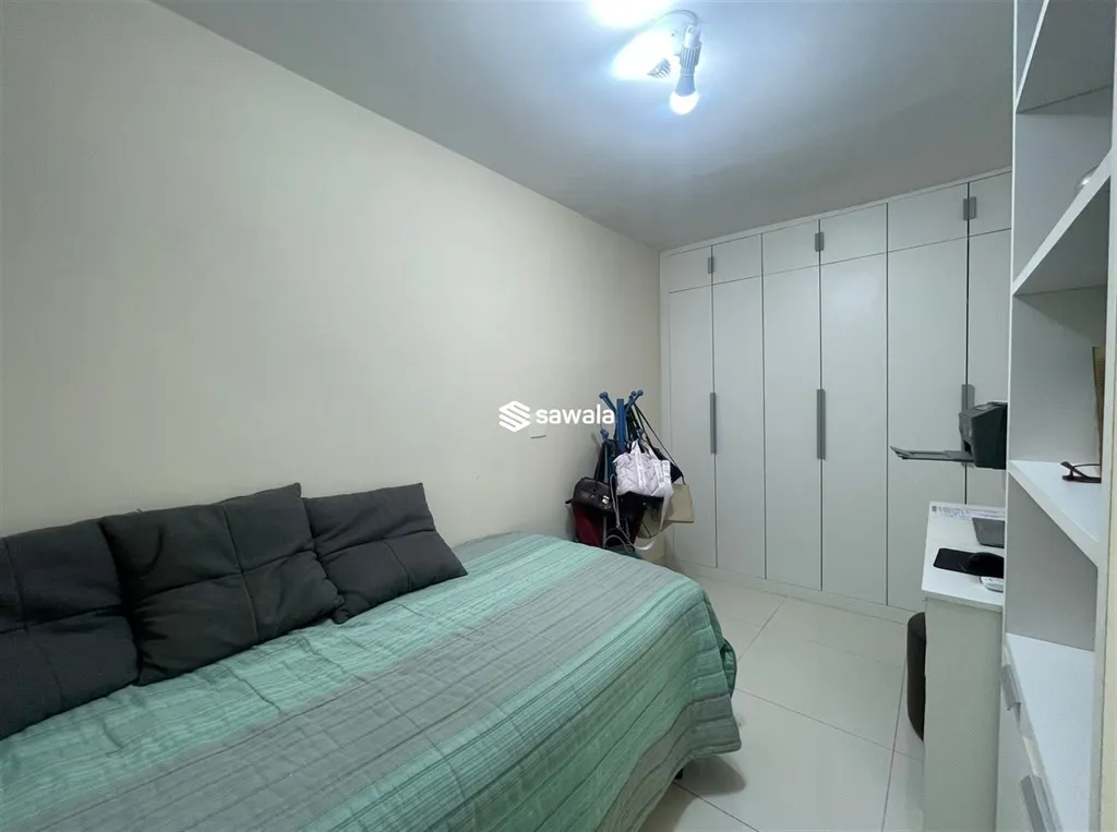 Furnished duplex penthouse with 4 bedrooms and 235 m² — photo 40