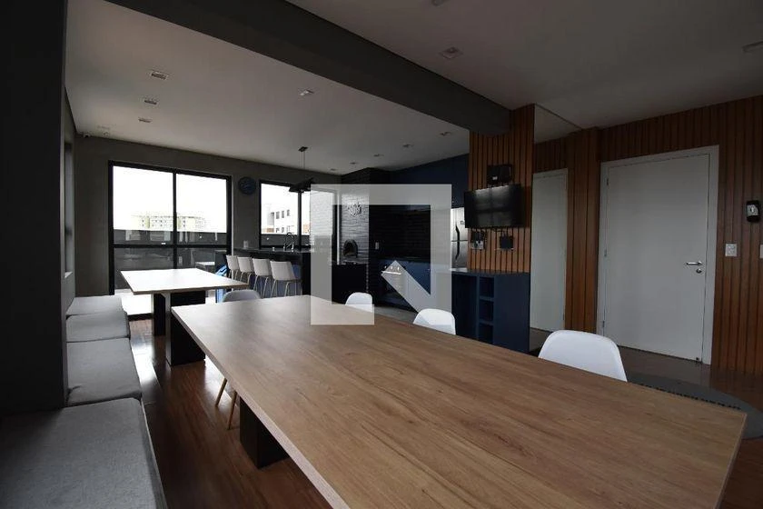 Furnished apartment, 36 m², with floor-to-ceiling windows — photo 14