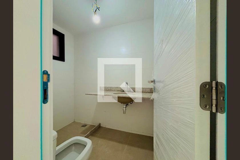 Квартира 155 м² з 4 спальнями та балконом — photo 32
