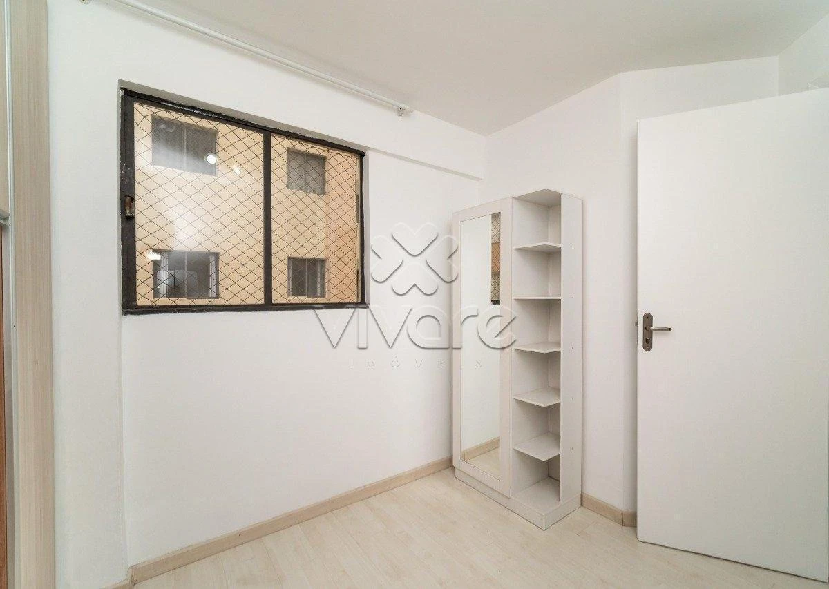 Apartment, 34 m², with a glass-enclosed balcony — photo 10