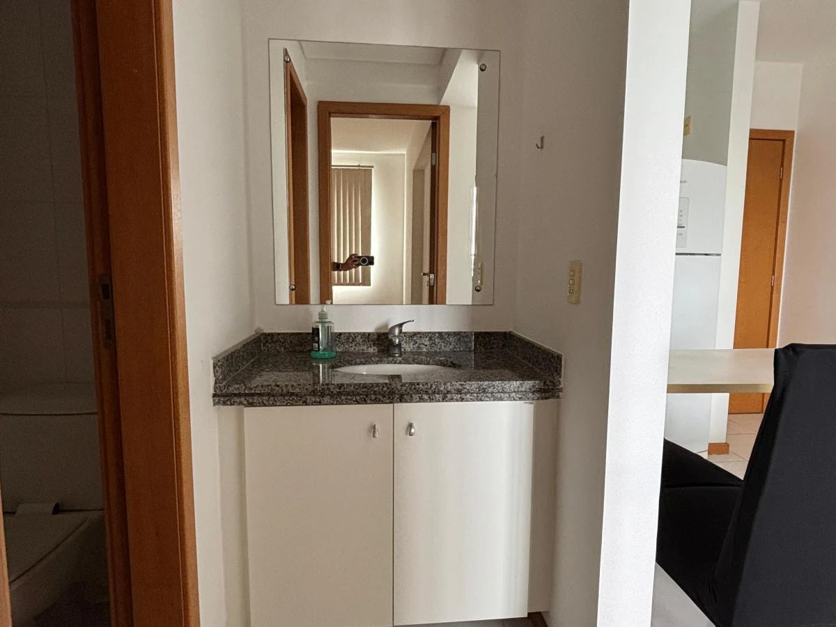 1-bedroom apartment with 24-hour concierge — photo 15
