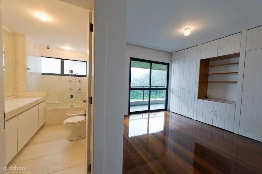 Apartamento de 400 m² com 4 quartos e 5 banheiros — photo 31