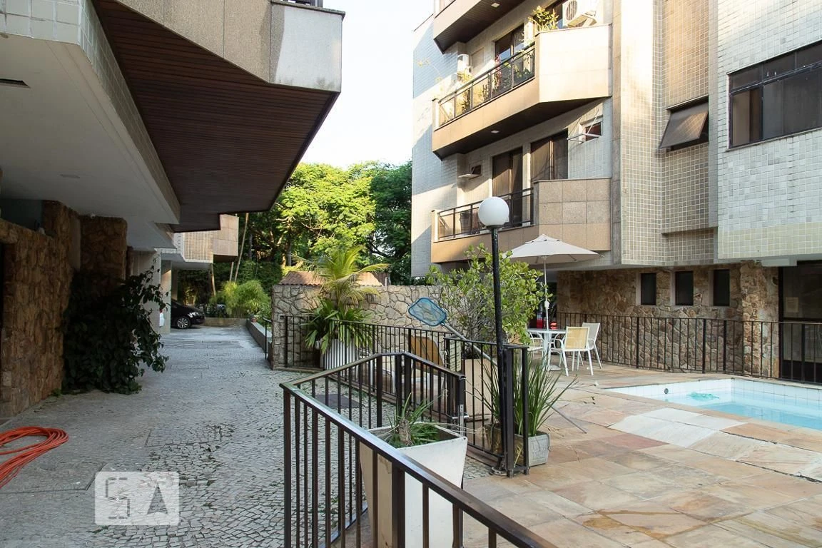 Apartamento mobiliado com 4 dormitórios e suíte — photo 29