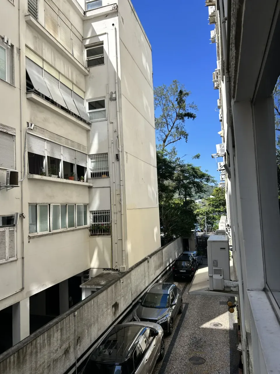 Furnished standard apartment with 3 bedrooms and 2 bathrooms — photo 18