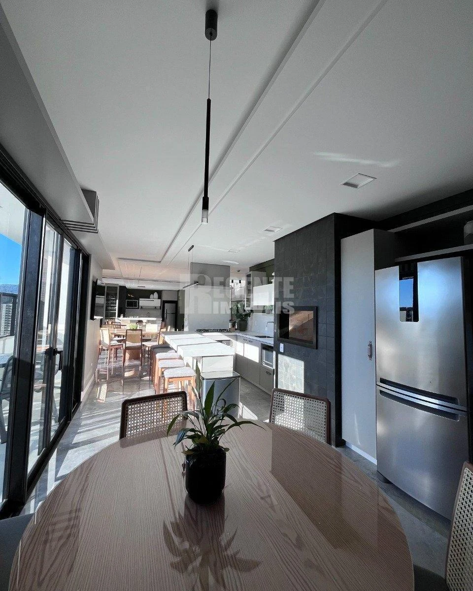 Apartamento amueblado de 2 dormitorios con balcón — photo 39