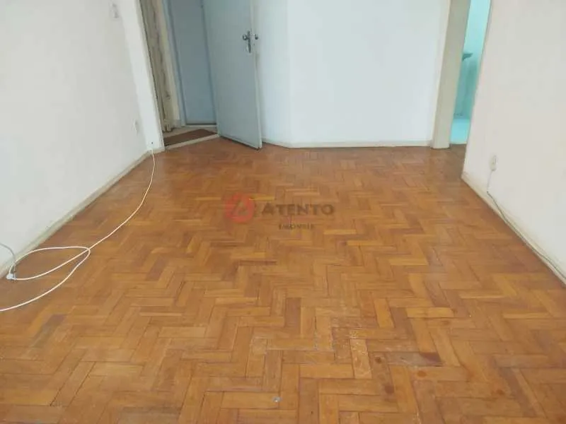 Apartamento com piso de madeira ou laminado, Vila da Penha — photo 16
