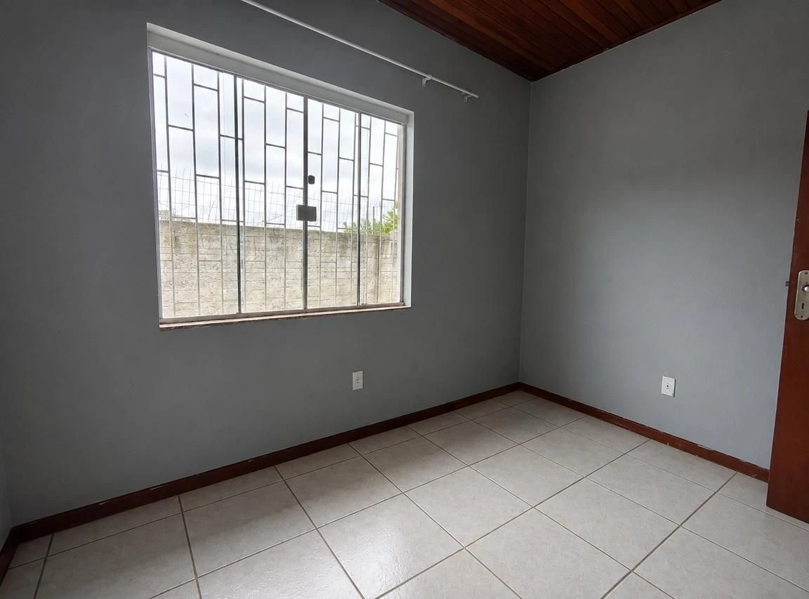 Home office in a 4-bedroom house, 270 m² — photo 19