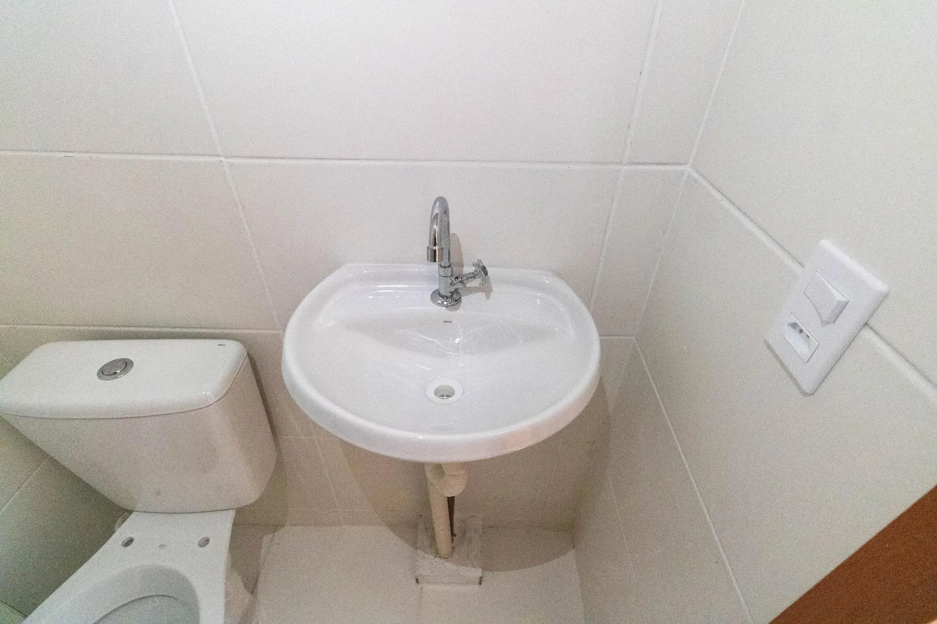 Unfurnished 2-bedroom apartment with 1 bathroom — photo 25