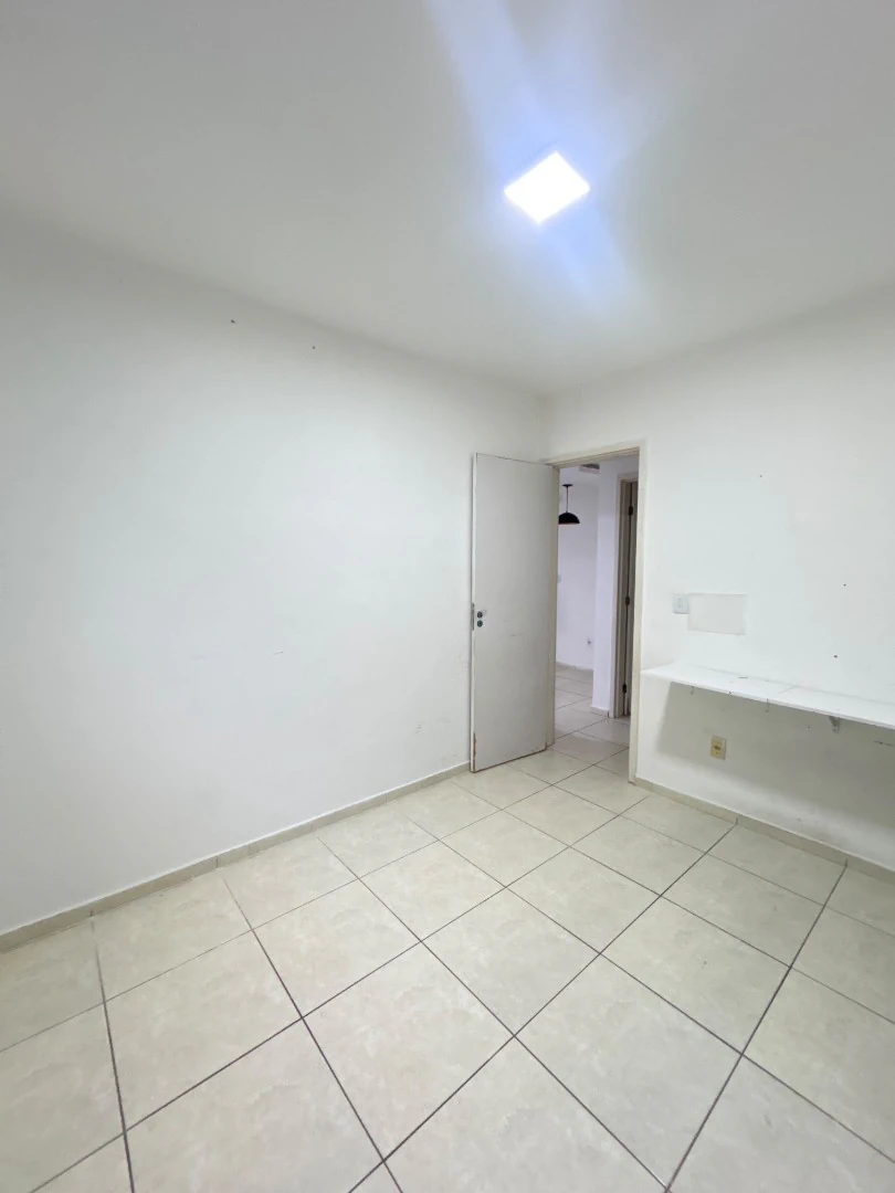 2-bedroom apartment with a washing machine — photo 13