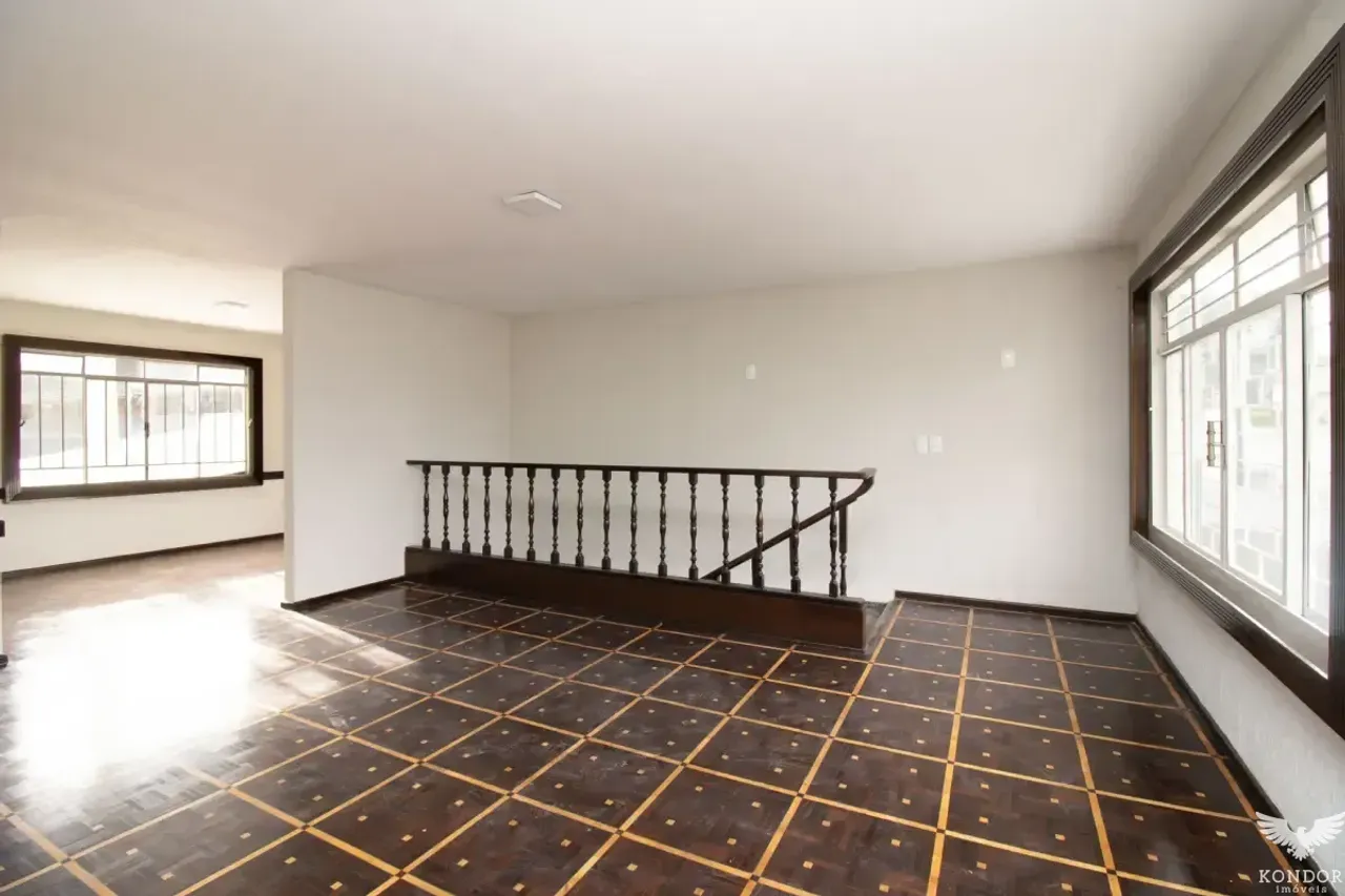 Casa residencial com 3 quartos e 2 vagas, 141 m² — photo 4
