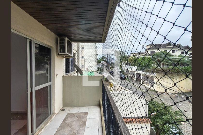 Rental apartment with 2 bedrooms and a balcony — photo 26