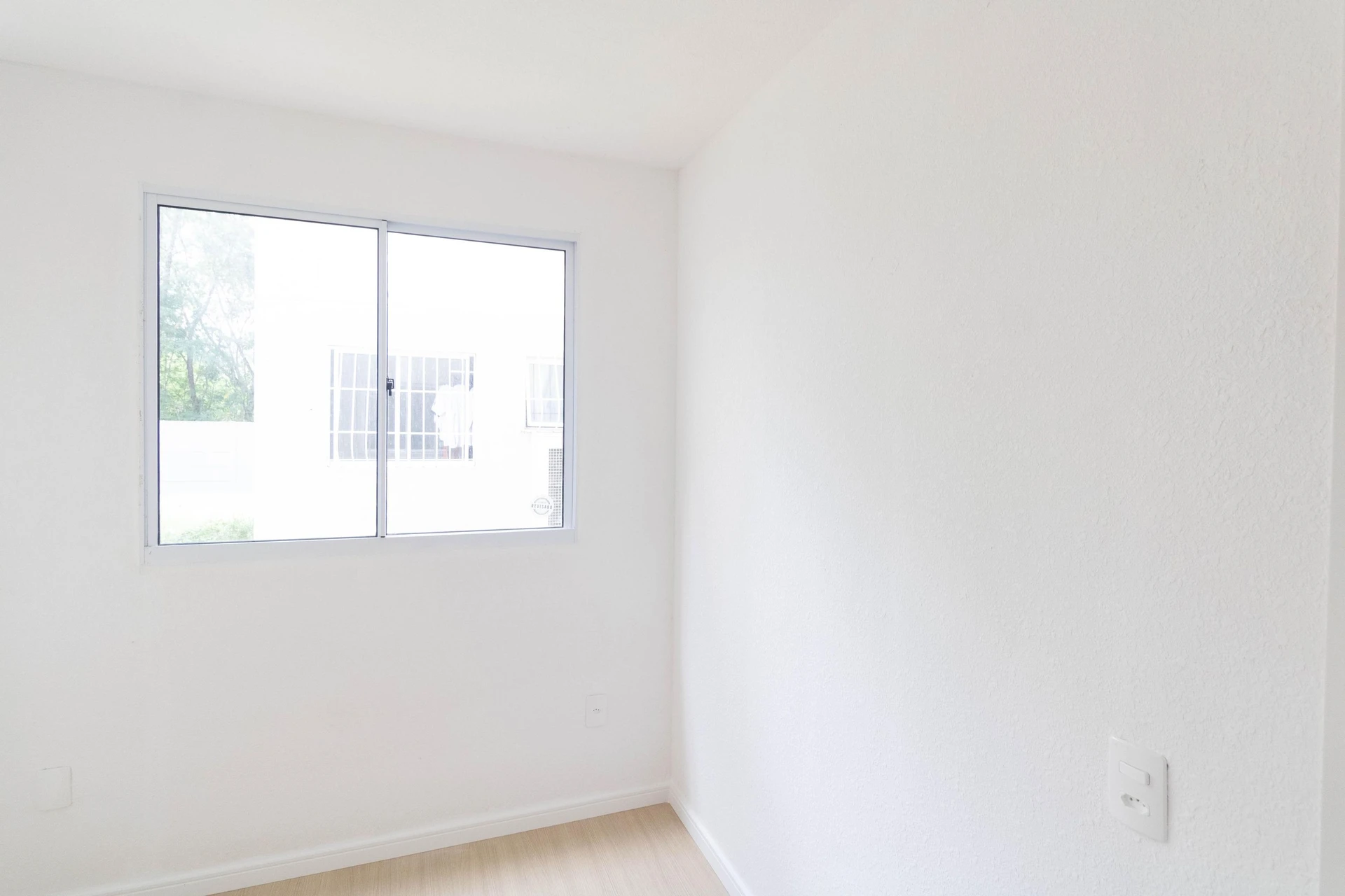Unfurnished 2-bedroom apartment with no parking — photo 28