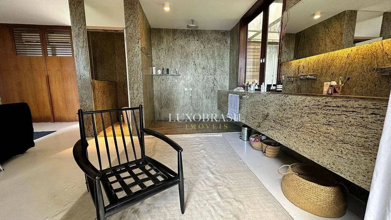 Casa amueblada con 4 dormitorios y parrilla en balcón — photo 18