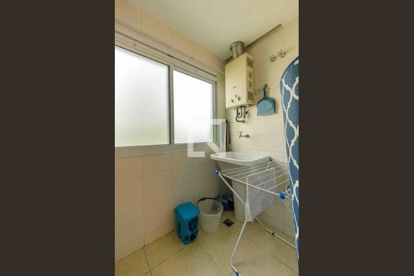 Apartamento mobiliado, 99 m², com janelas do piso ao teto — photo 13