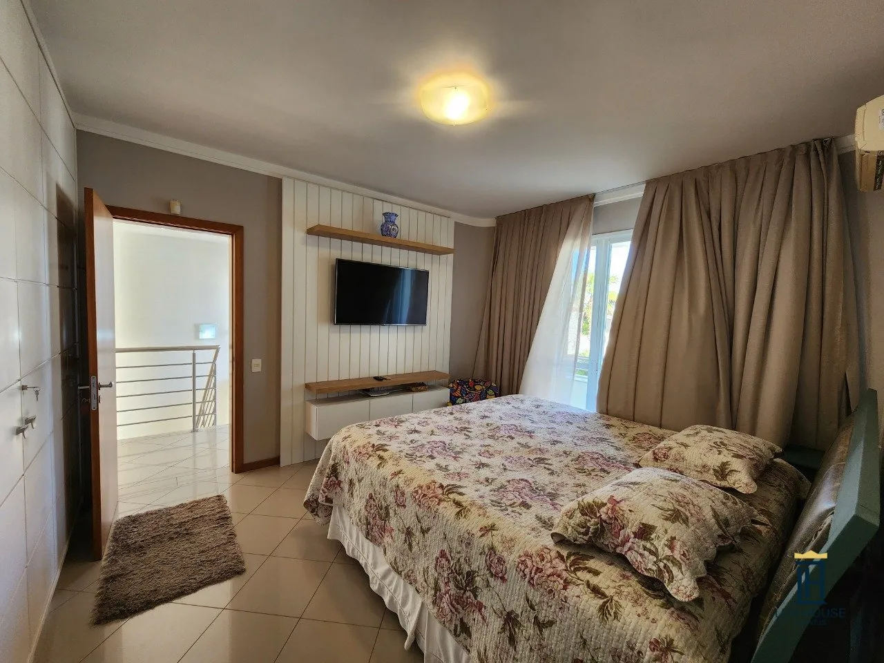 Casa amueblada con 6 dormitorios y 600 m² — photo 13
