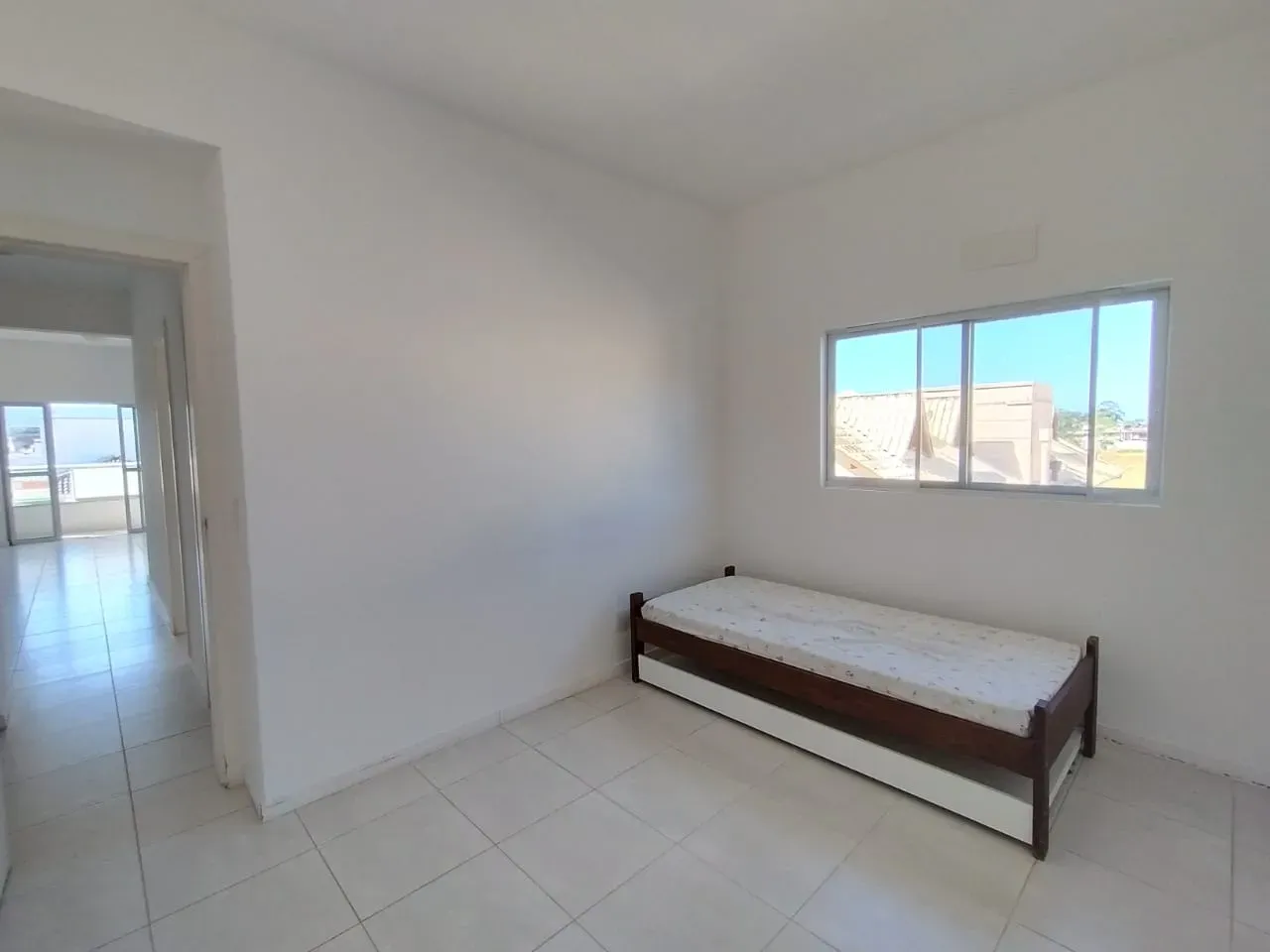 2-bedroom apartment with a washing machine in Florianópolis — photo 24