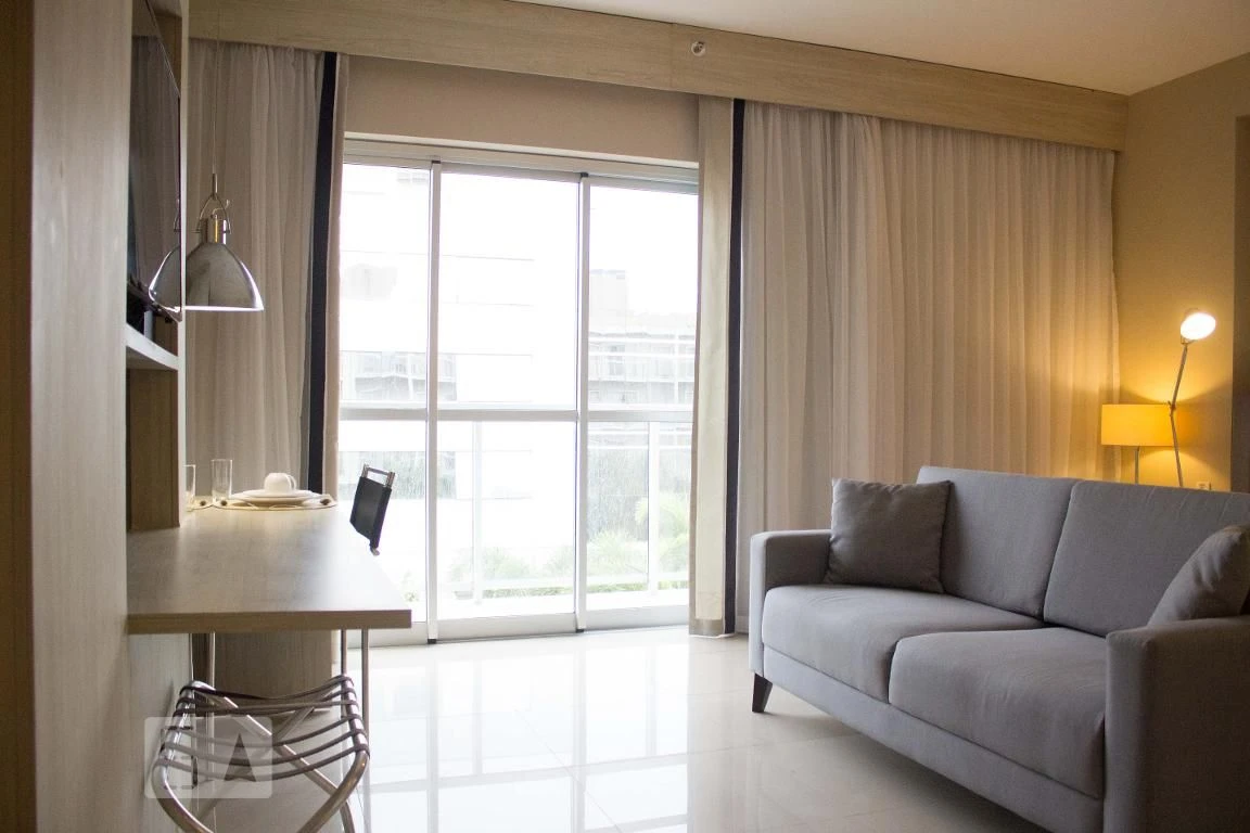 Furnished 2-bedroom apartment with a balcony — photo 14