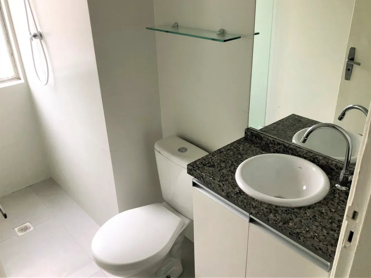 1 quarto e piso de madeira ou laminado: apartamento de 31 m² — photo 14