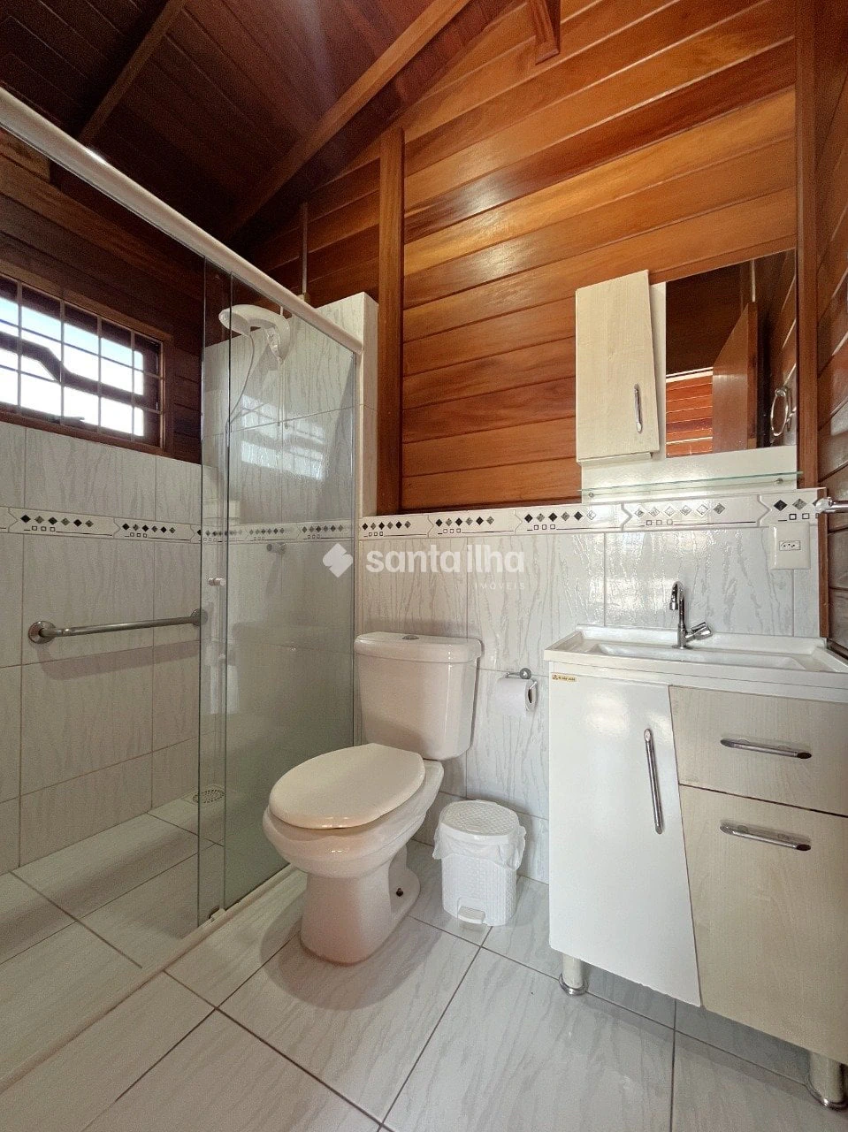 House with 3 bedrooms, 1 en-suite and private garden — photo 17