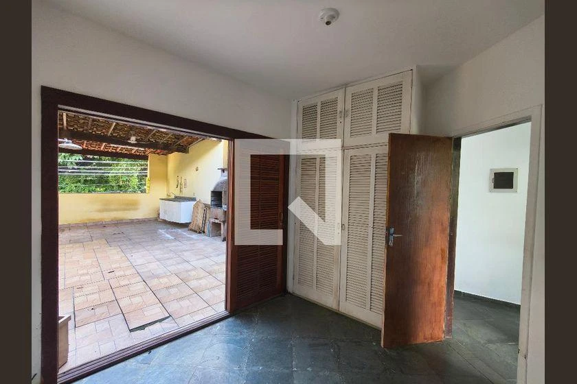 Condominium townhouse with 2 bedrooms and balcony — photo 36