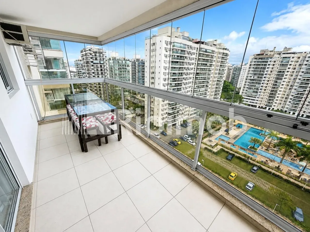 Apartamento com 3 quartos e varanda envidraçada — photo 2