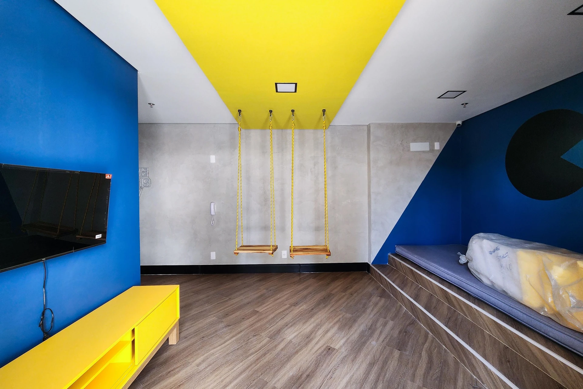2 quartos e vista para as montanhas: apartamento de 48 m² — photo 21
