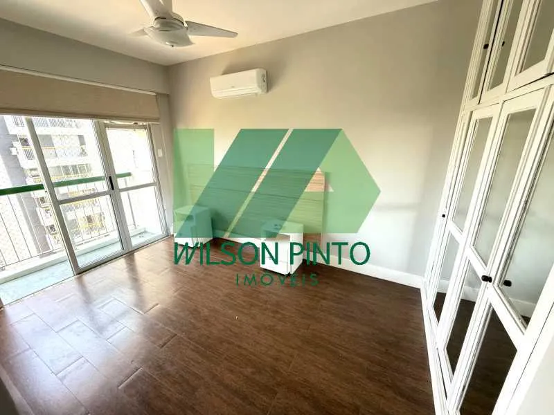 3-bedroom apartment with a park view in Rio de Janeiro — photo 3