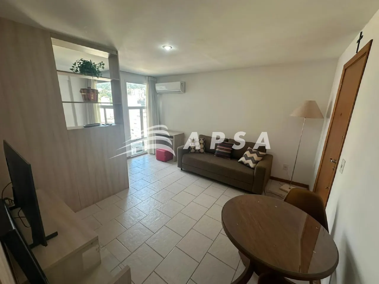 Furnished 1-bedroom apartment with a washing machine — photo 14