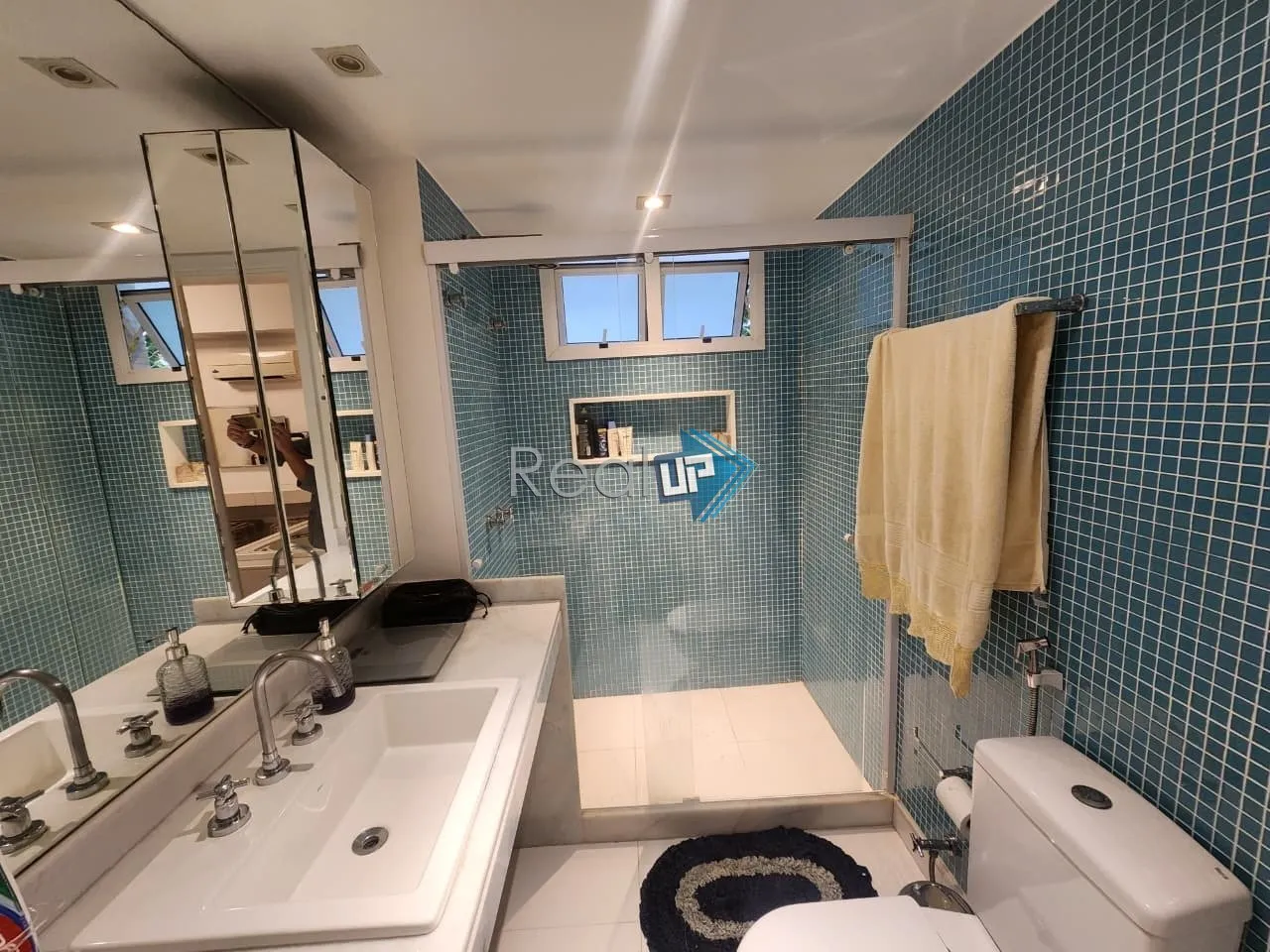 4-bedroom apartment with 227 m² and 3 parking spaces — photo 33
