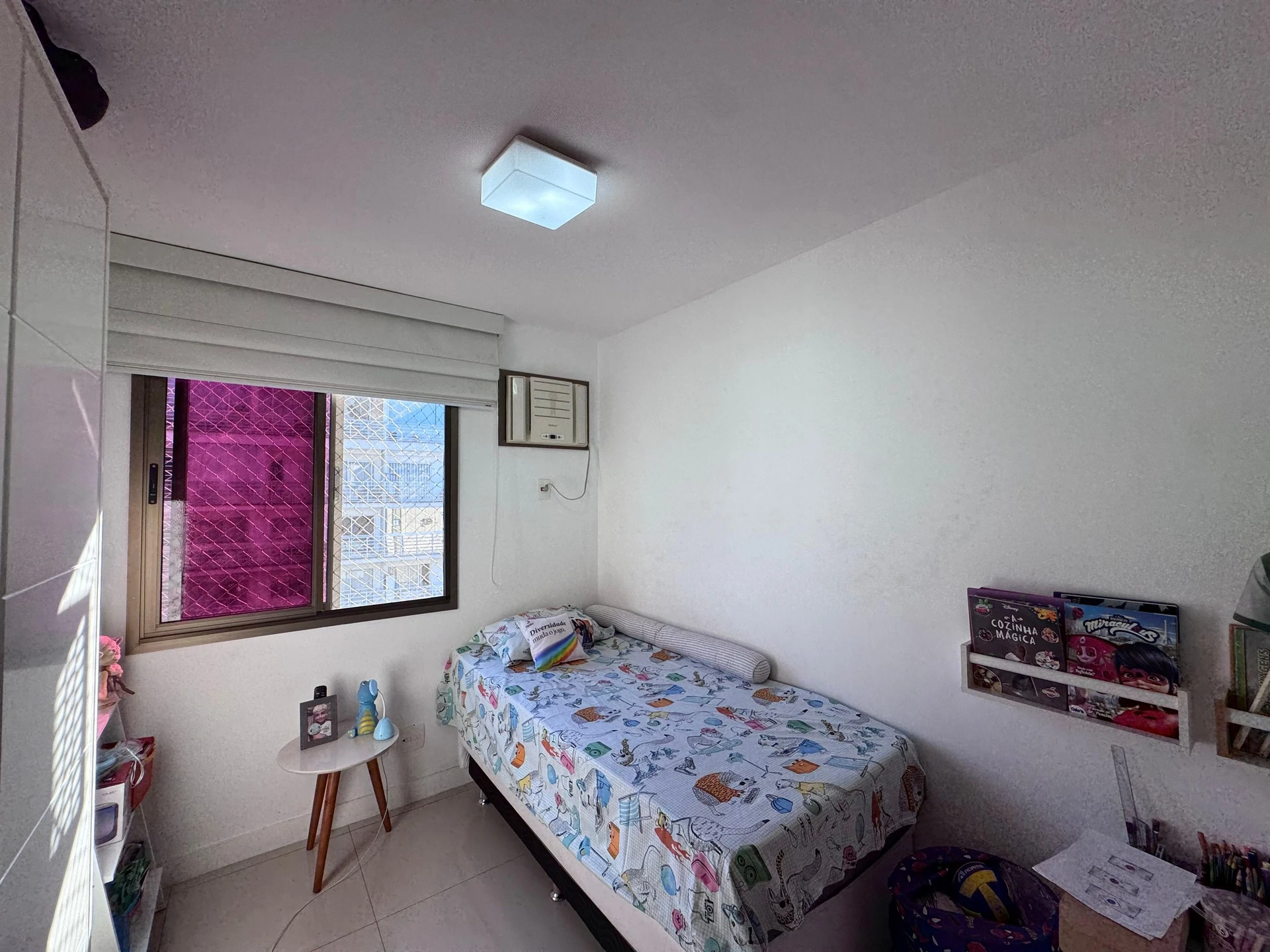 4-bedroom apartment with a glass-enclosed balcony — photo 42