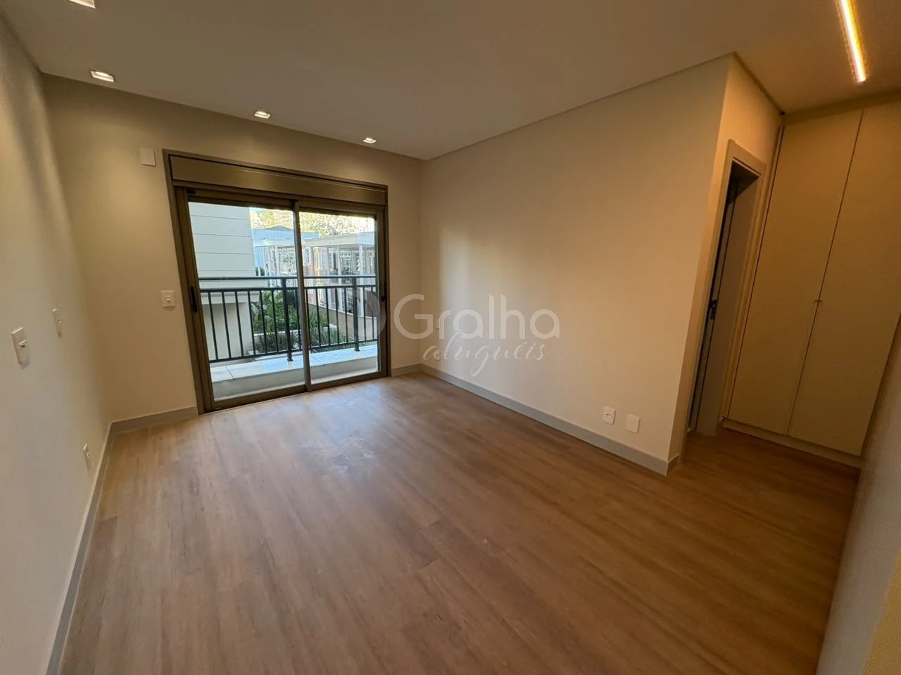 Apartment, 154 m², with a private BBQ — photo 19