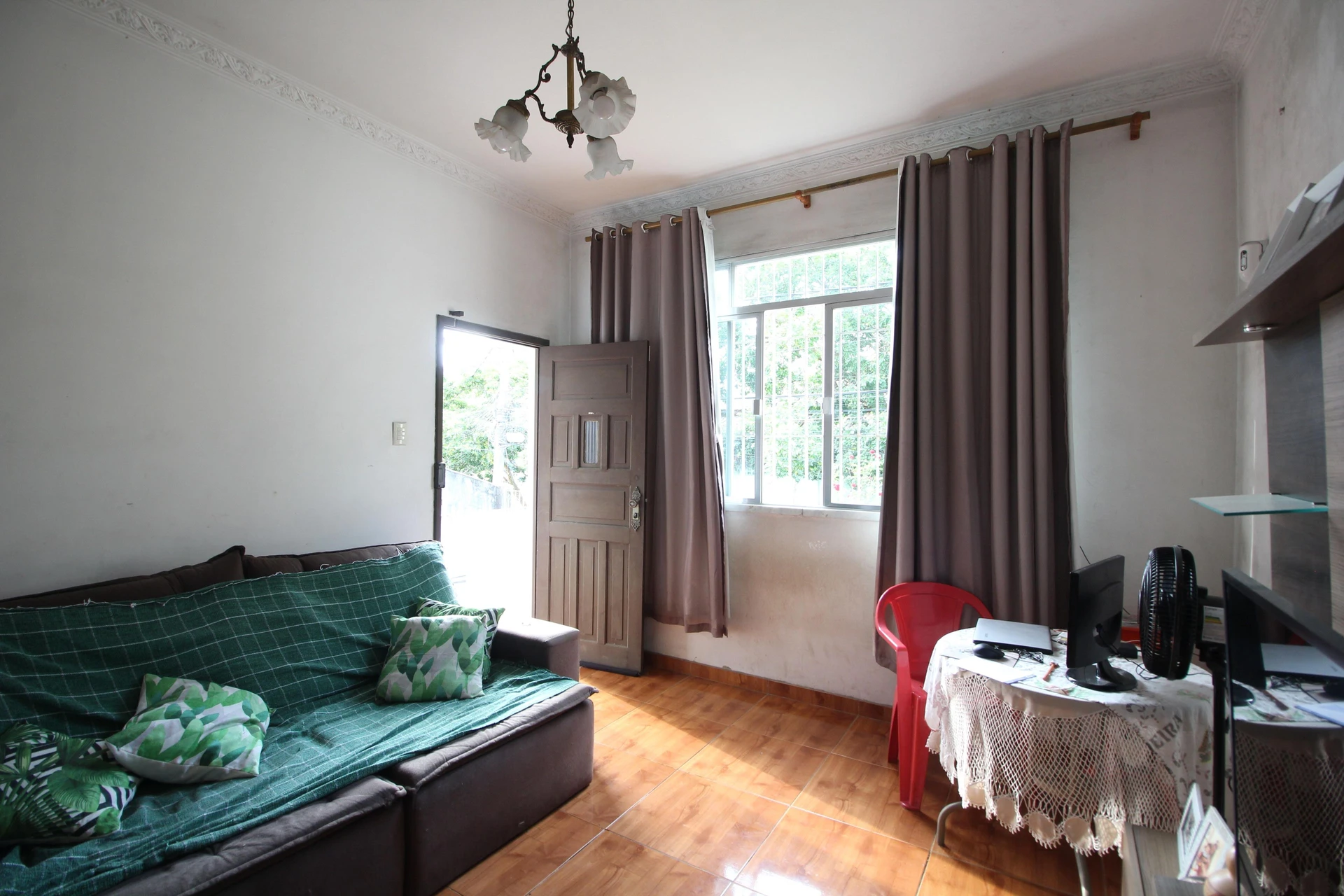 Casa amueblada con jardín privado y 3 dormitorios — photo 33