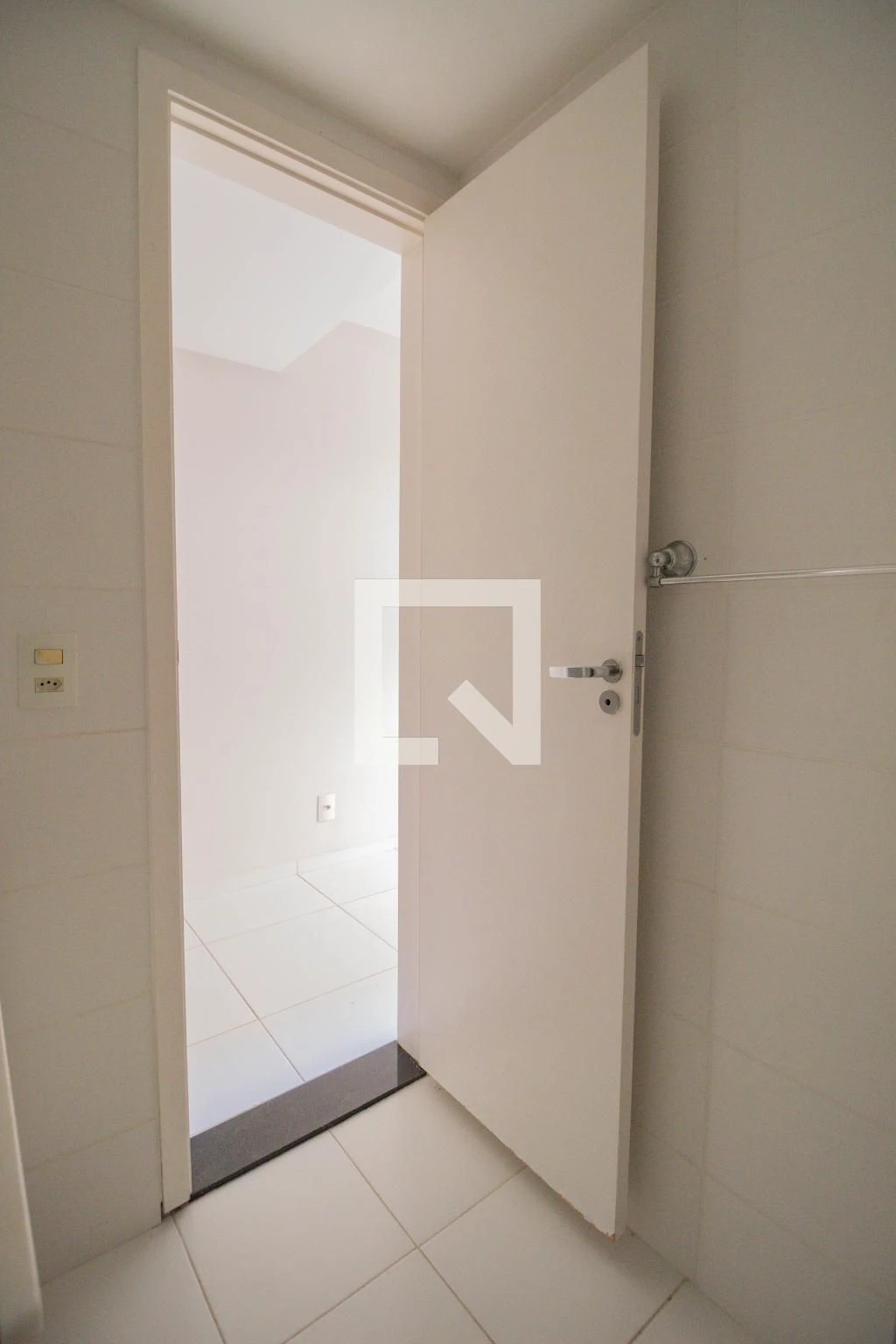 Furnished apartment, 75 m², with a walk-in closet — photo 56