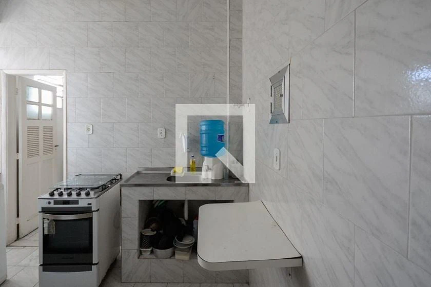 Furnished 1-bedroom apartment with 2 bathrooms — photo 8